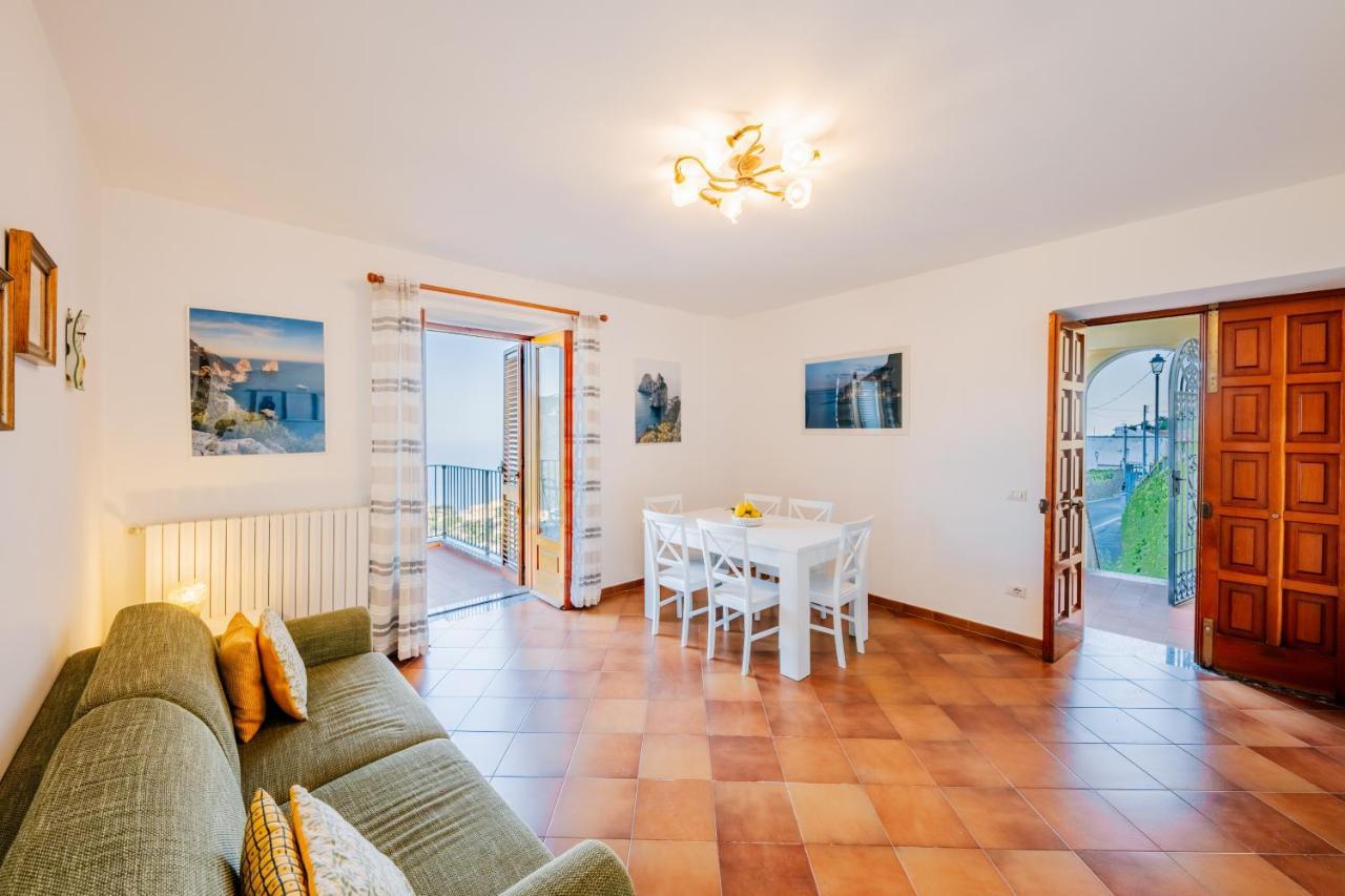 Appartamento Elisa In Villa Laura 斯卡拉 外观 照片